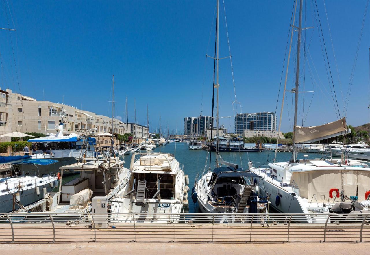 Lagoon View 3Bd Huge Family Apartment Herzelia Екстериор снимка